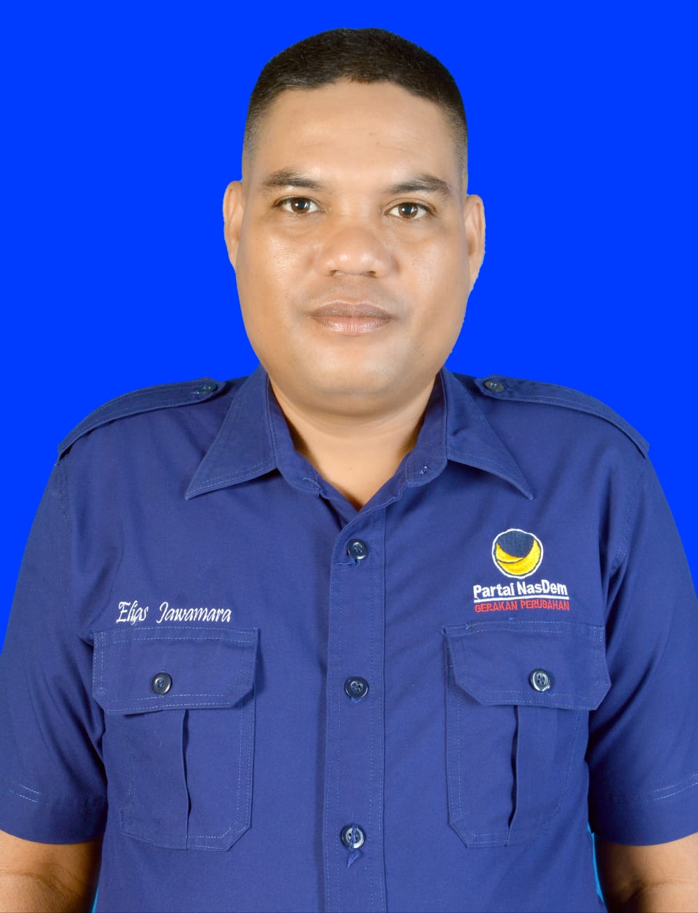 Mendaftar ke KPU, Kader Partai Nasdem NTT Kenakan Busana Adat